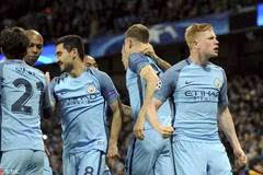 他轻松地抓 他轻松地抓